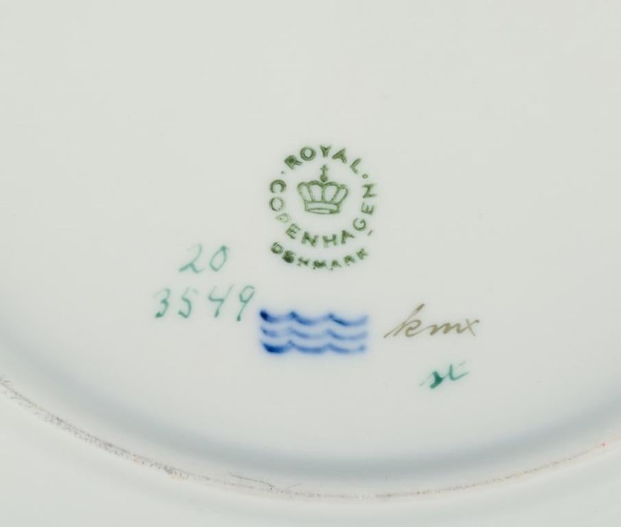 Plato llano de porcelana Flora Danica de Royal Copenhagen. en venta 1