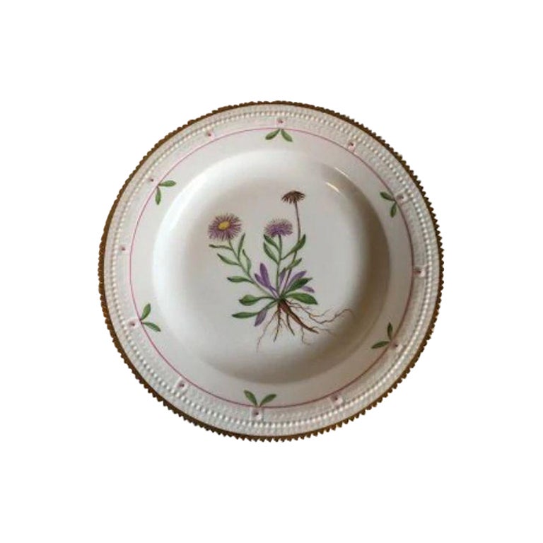 Plato llano Flora Danica nº 735/3549 de Royal Copenhagen