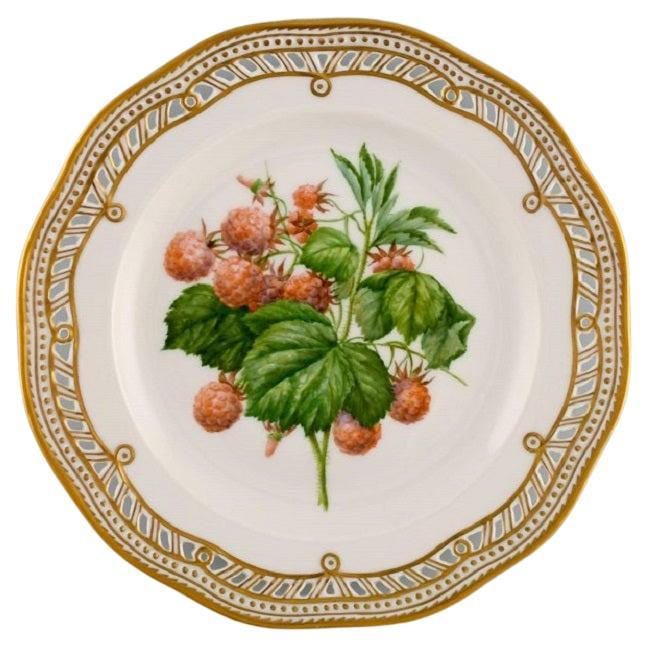 Royal Copenhagen Assiette à fruits Flora Danica en porcelaine ajourée, datée de 1967