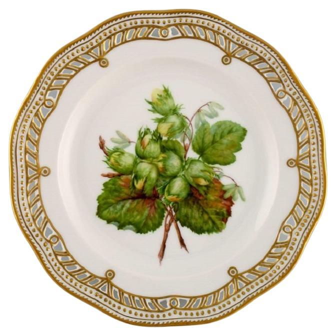 Royal Copenhagen Flora Danica fruit plate in openwork porcelain. Dated 1968