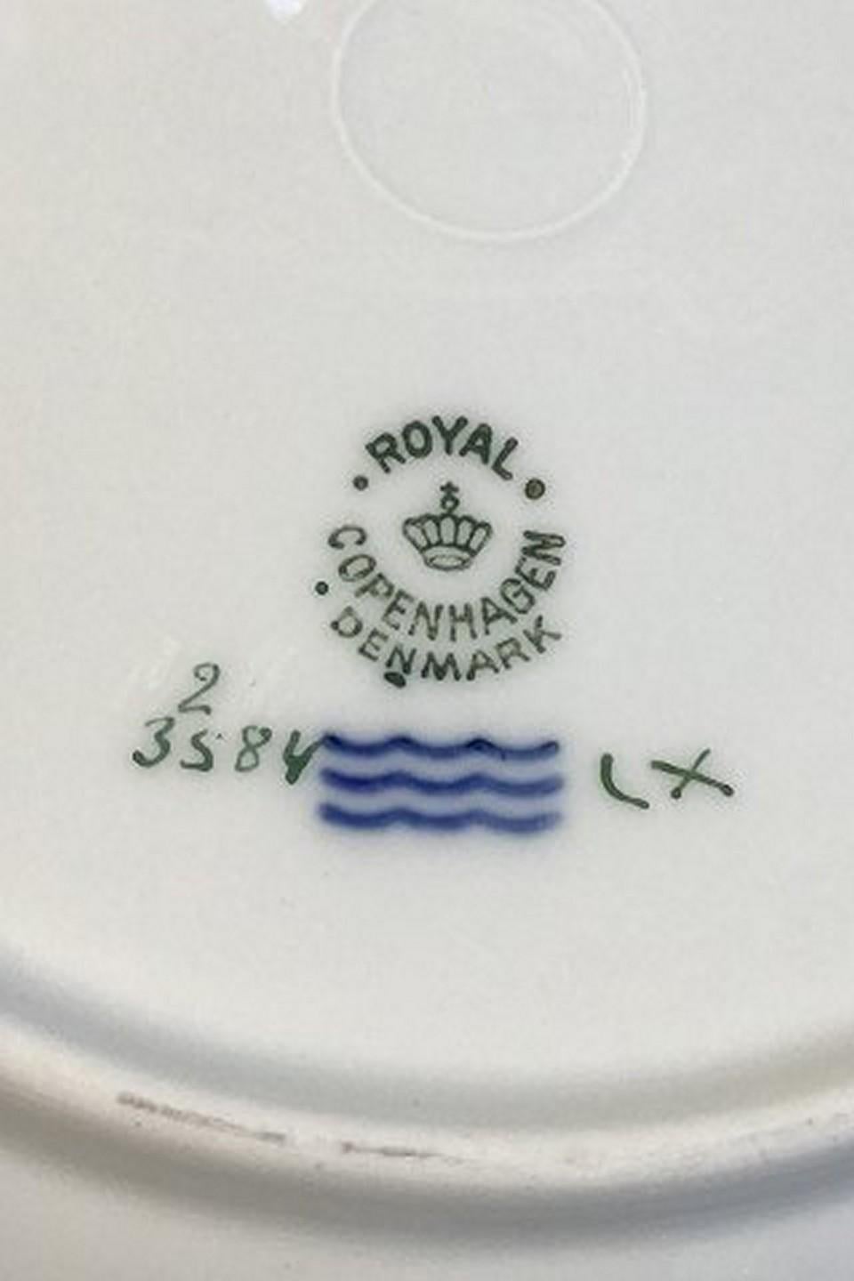 Royal Copenhagen Flora Danica fruit plate no 2/3584. Measures 22.7 cm / 8 15/16 in. 1st quality. Pierced border.