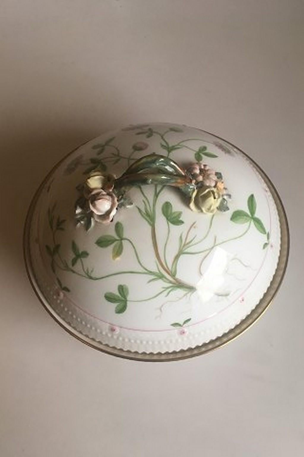 Neoclassical Royal Copenhagen Flora Danica Lidded Bowl No 735/3568 For Sale