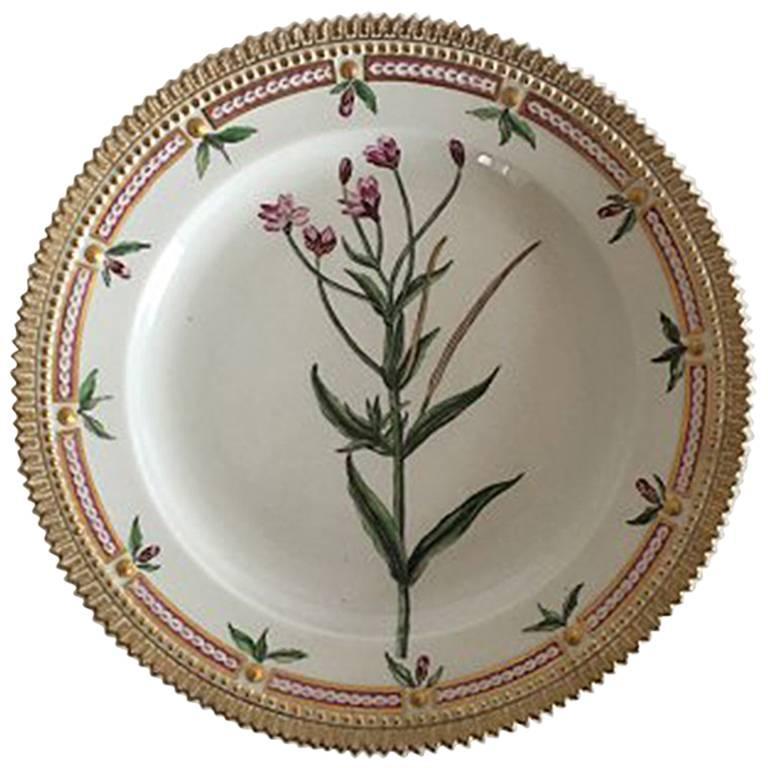 Neoclassical Royal Copenhagen Flora Danica Lunch Plate #3550 Rare Arnold Krog, 1904-1908 For Sale