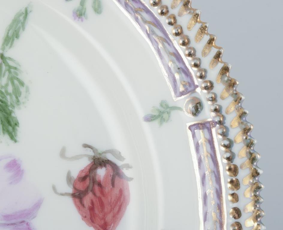 Danish Royal Copenhagen Flora Danica. Lunch plate in hand-painted porcelain.