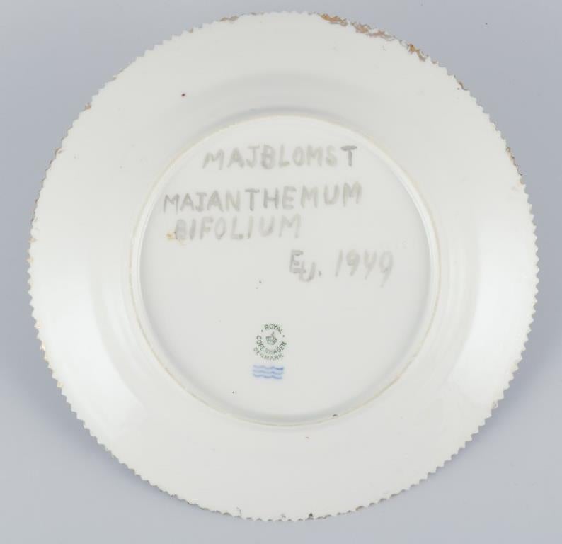 Danish Royal Copenhagen. Flora Danica lunch plate in hand-painted porcelain.