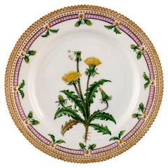 Royal Copenhagen Flora Danica Lunch Plate Model Number 20/3550