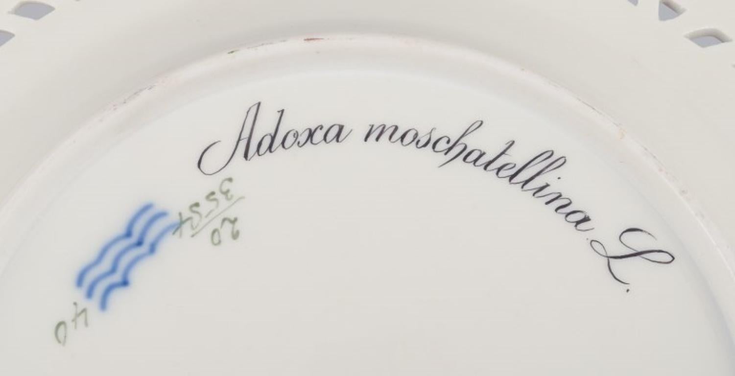 Royal Copenhagen Flora Danica, plato abierto de encaje para el almuerzo, de porcelana. Porcelana en venta