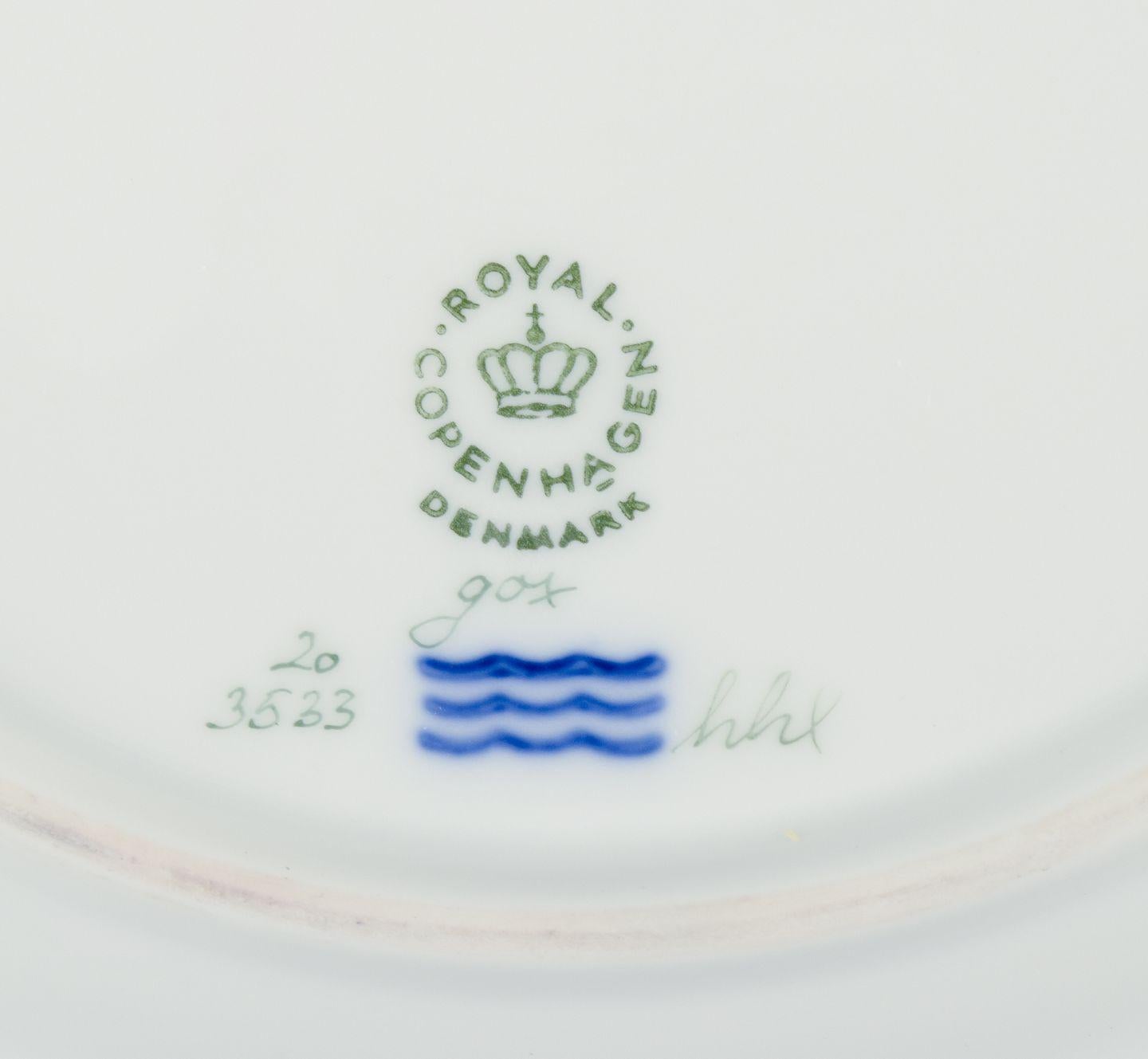 Royal Copenhagen Flora Danica open lace plate in hand painted porcelain. For Sale 2