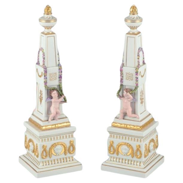 Royal Copenhagen Flora Danica. Pair of obelisks for table decoration. Ca 1910s For Sale