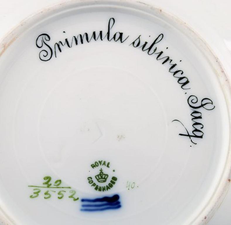 Neoclassical Royal Copenhagen Flora Danica Plate, Early Mark, Hand-Painted in Highest Quality