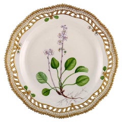 Royal Copenhagen Flora Danica plate in openwork porcelain with flowers
