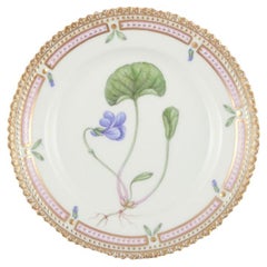 Royal Copenhagen Flora Danica plate in porcelain. Dated 1968