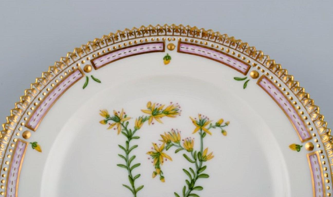 Danish Royal Copenhagen Flora Danica salad plate in hand-painted porcelain with flowers