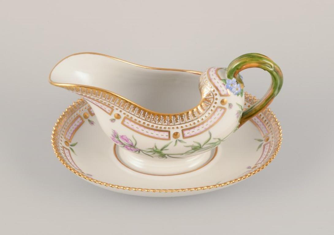 Neoclassical Royal Copenhagen Flora Danica sauce boat on a pedestal with a leaf-shaped handle For Sale