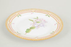 Royal Copenhagen. Flora Danica side plate in porcelain. 1964