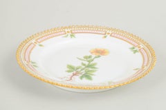 Königliches Kopenhagen. Flora Danica Seitenteller aus Porzellan. 1964