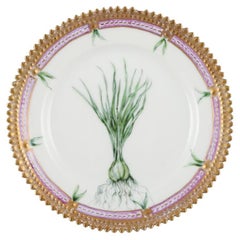 Royal Copenhagen Flora Danica Assiette latérale en porcelaine avec fleurs, années 1920