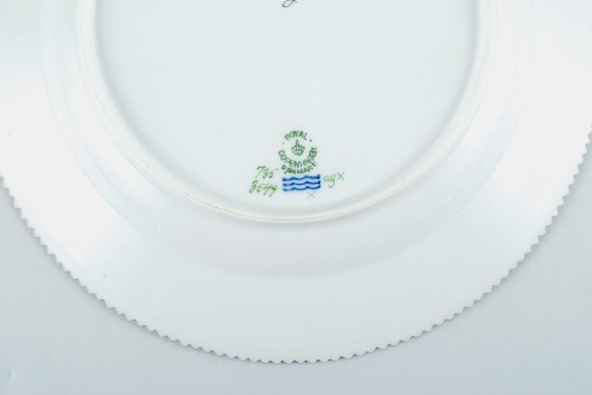 Early 20th Century Royal Copenhagen Flora Danica Style Dinner Plate with Floral Motif, 1920s/1930s