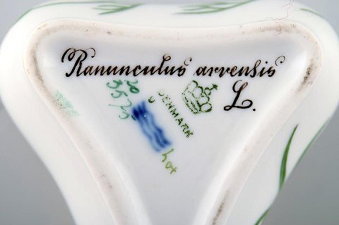 Royal Copenhagen Flora Danica triangular cream cup. Dessin # 20/3575 2