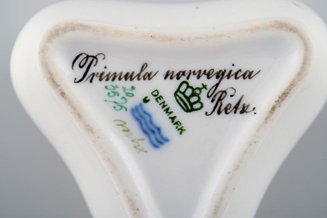 Royal Copenhagen Flora Danica Triangular Cream Cup, Dessin # 20/3575 1