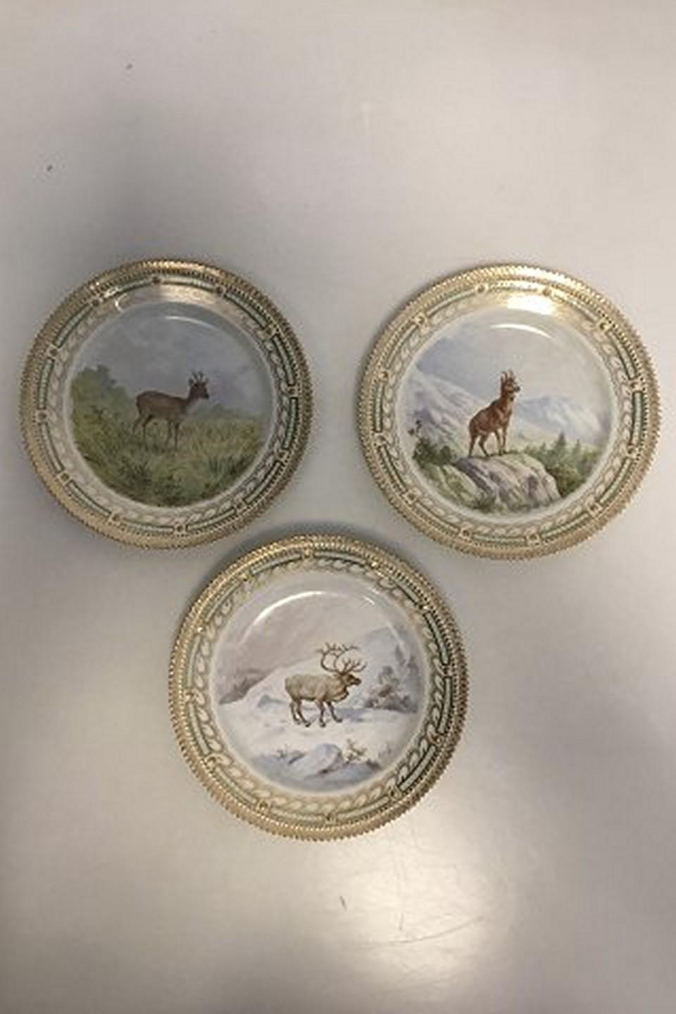 Royal Copenhagen Flora /Fauna Danica Game Lunch Plates No 239A/3550 ‘Set of 7’ For Sale 1