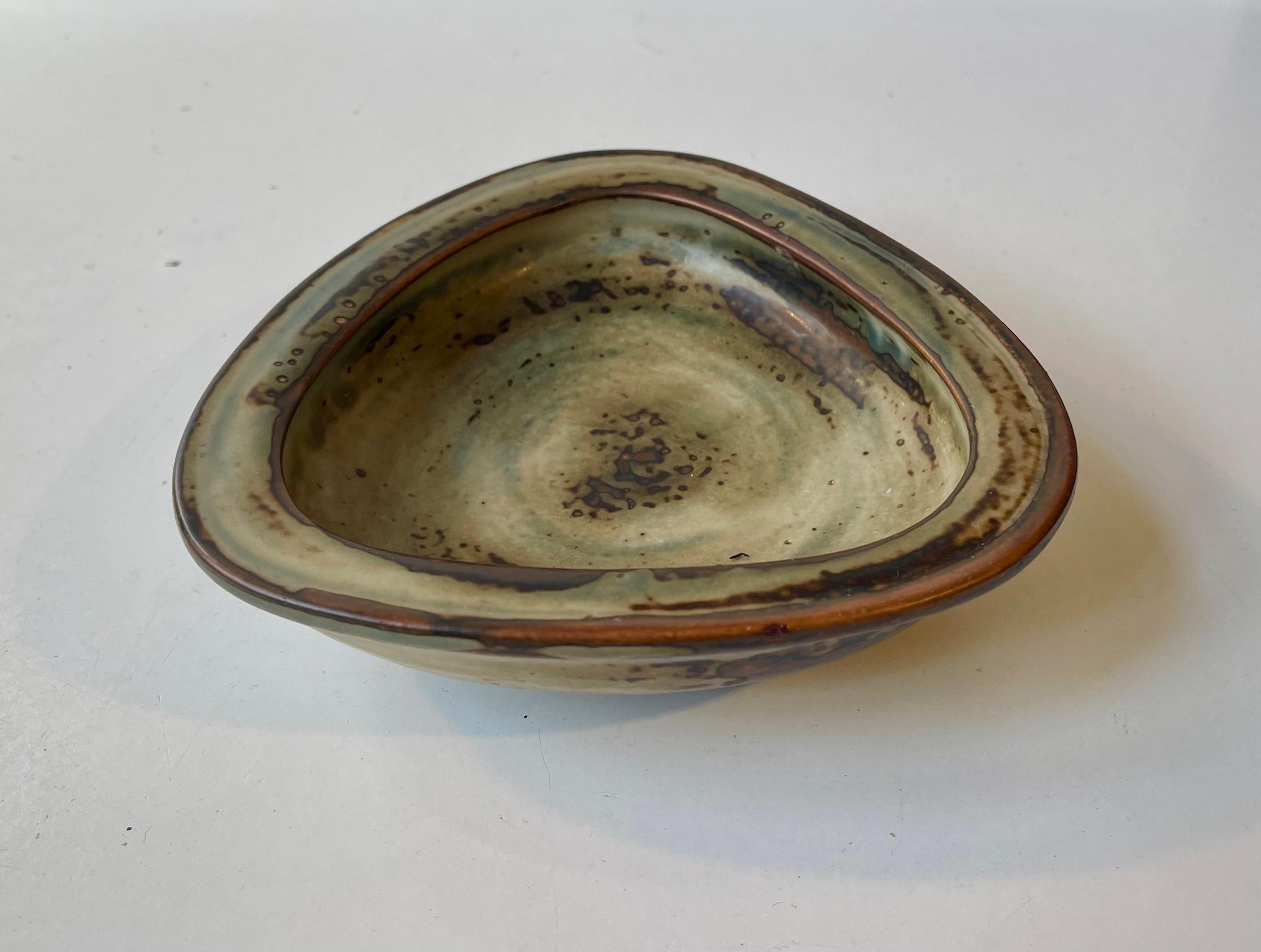 Danese Piatto in gres smaltato Royal Copenhagen di Bode Willumsen, anni '40 in vendita