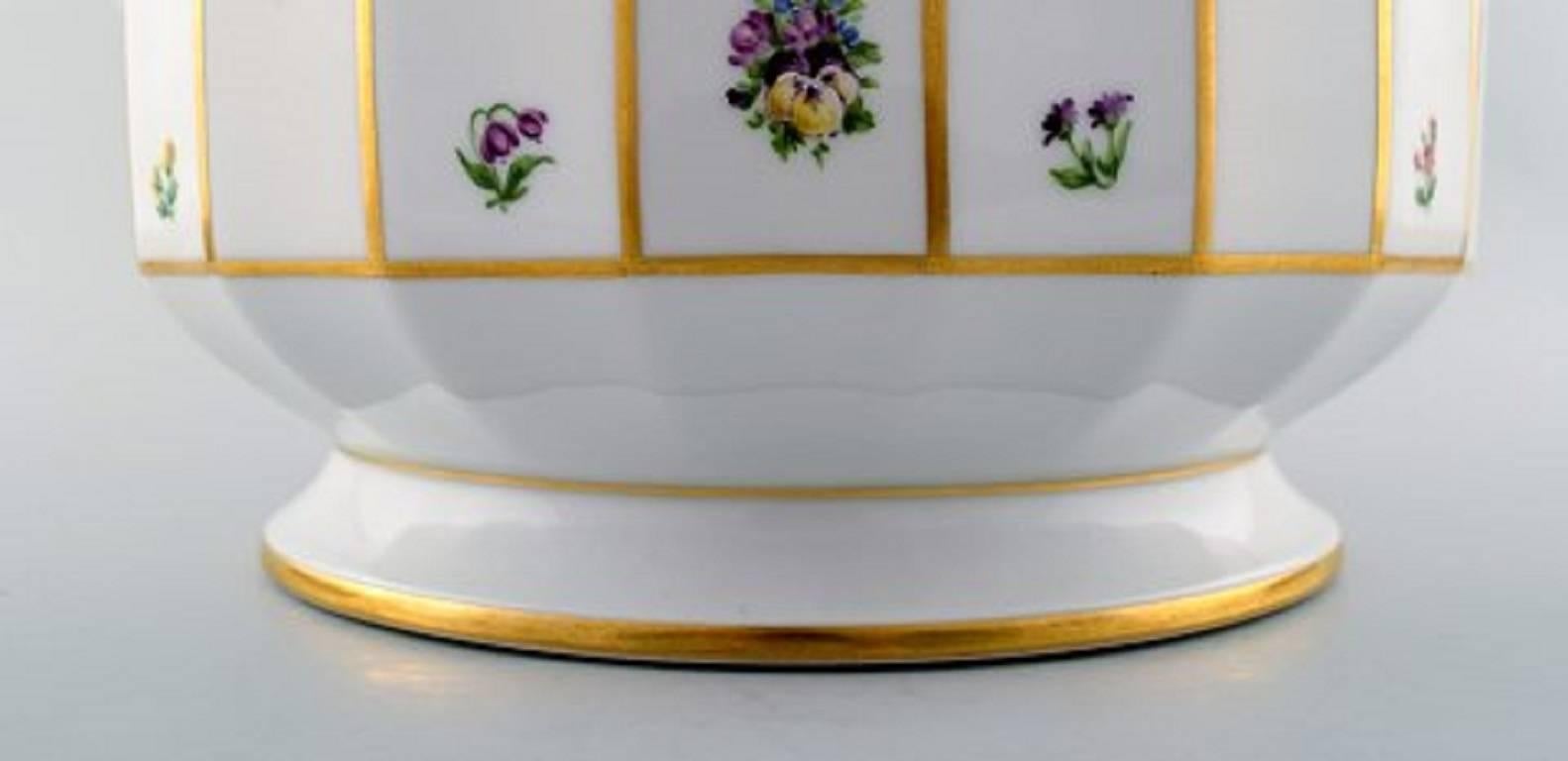 Royal Copenhagen Henriette, Hand-Painted Porcelain with Gold, Two Tureens 1