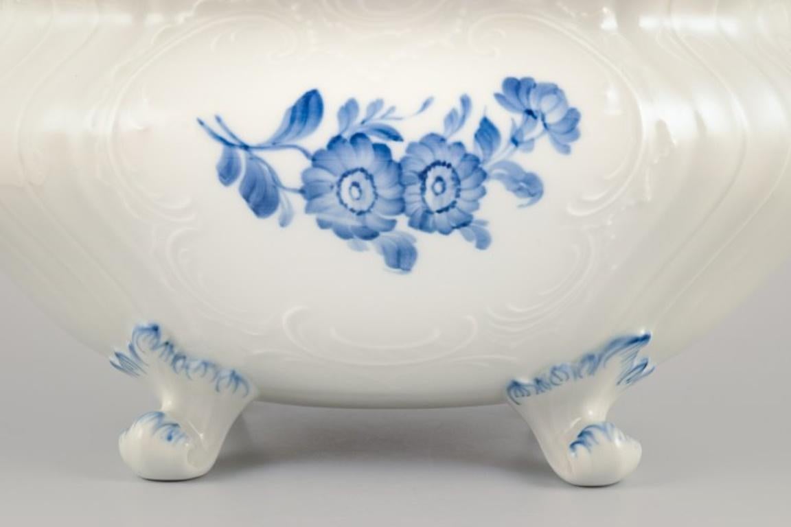 Porcelain Royal Copenhagen, Juliane Marie Blue Flower. Large oval tureen with lid. For Sale