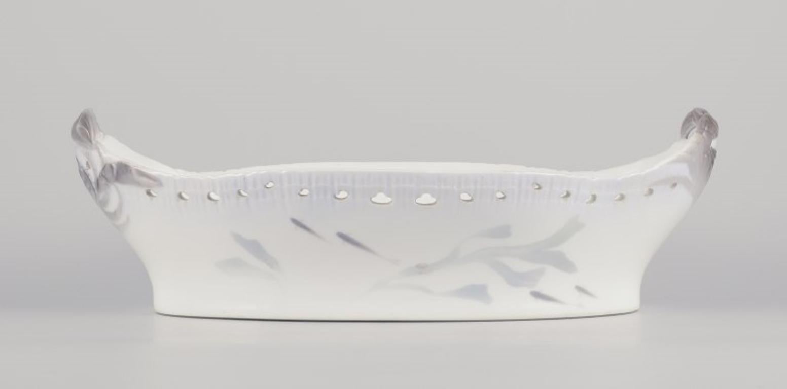 Danese Royal Copenhagen, grande jardinière Art Nouveau modellata con granchi. in vendita