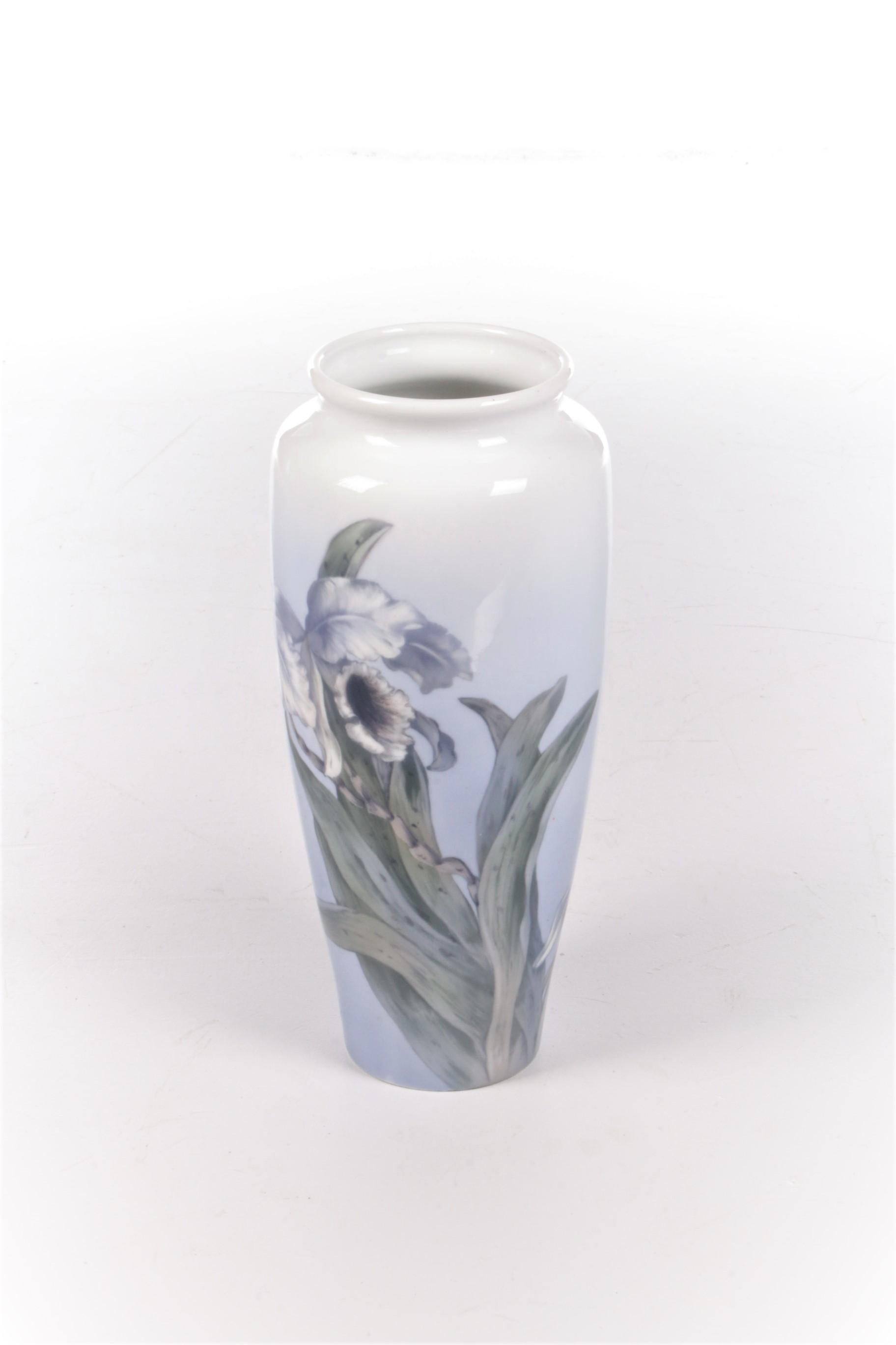 Royal Copenhagen Large Porcelain vase painted with the trumpet flower.


Producers of the best in Danish porcelain, Royal Copenhagen is a company steeped in tradition.

The famous blue and white porcelain patterns and the famous hallmark with