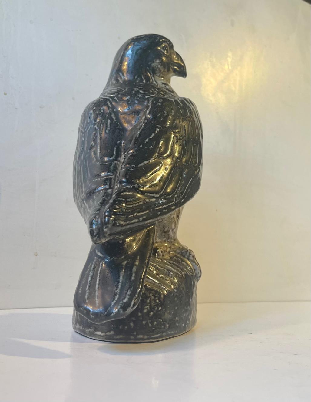 Falcone in gres di Royal Copenhagen di Knud Kyhn, Danimarca, anni '50 in vendita 2