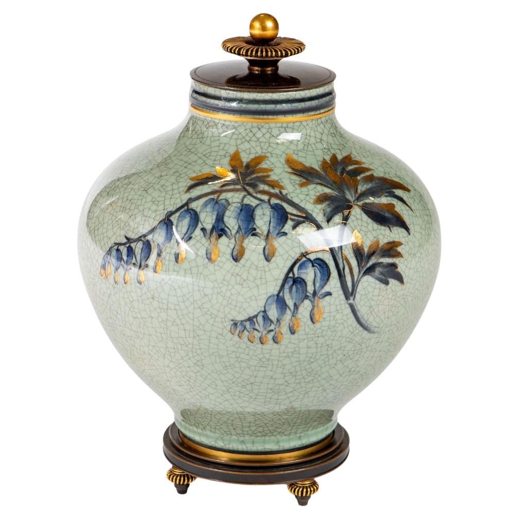 Vaso in porcellana con coperchio di Royal Copenhagen di Oluf Jensen e Knud Andersen, Danimarca in vendita