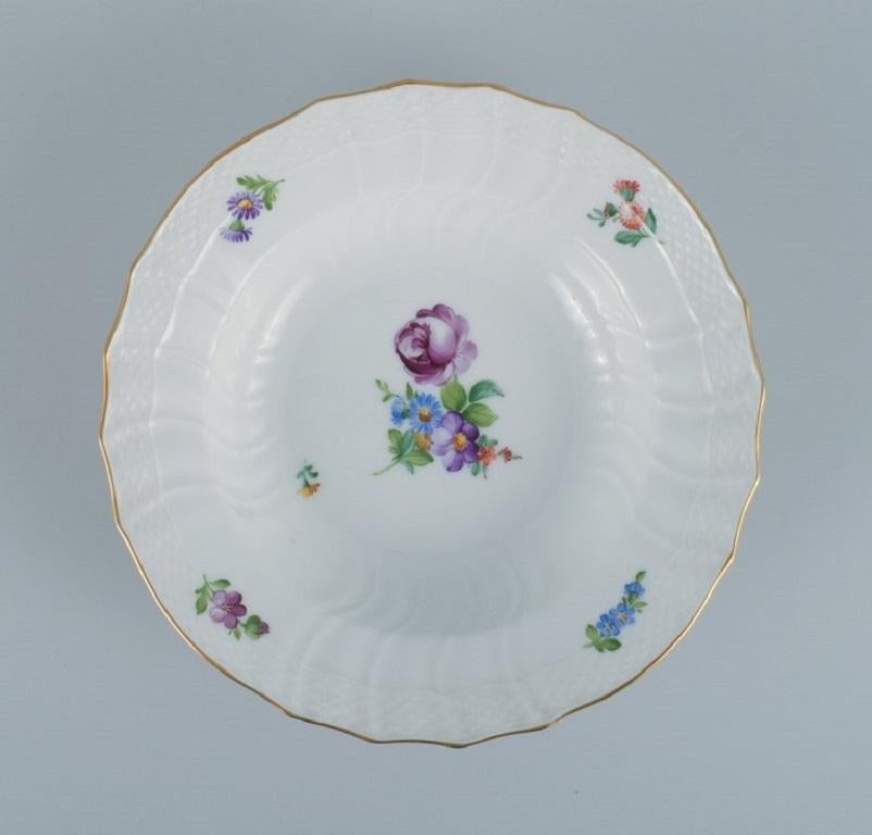 Early 20th Century Royal Copenhagen Light Saxon Flower, Four Deep Plates in Hand-Painted Porcelain For Sale