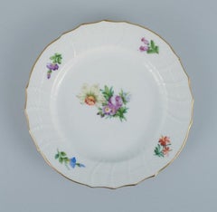 Royal Copenhagen, Light Saxon Flower, Four Lunch Plates