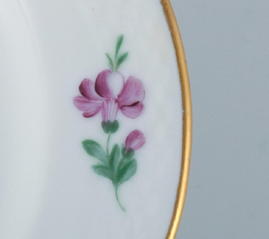Early 20th Century Royal Copenhagen Light Saxon Flower, Oval Serving Dish in Porcelain For Sale
