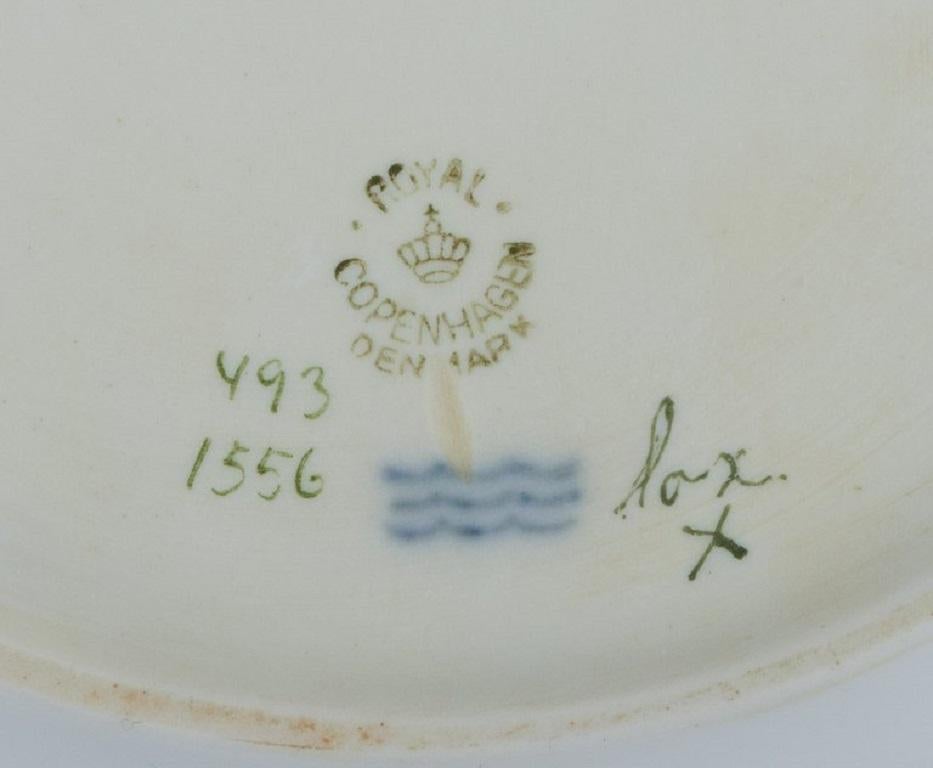 Royal Copenhagen Light Saxon Flower, Oval Serving Dish in Porcelain For Sale 2