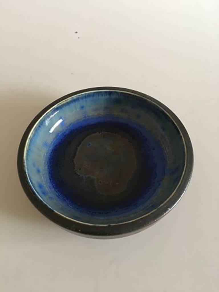Royal Copenhagen Ludvigsen bowl #519 with blue crystalline glaze. Second quality. Measures: 4.5 cm H (1 49/64 inches). 19 cm D (7 31/64 inches).