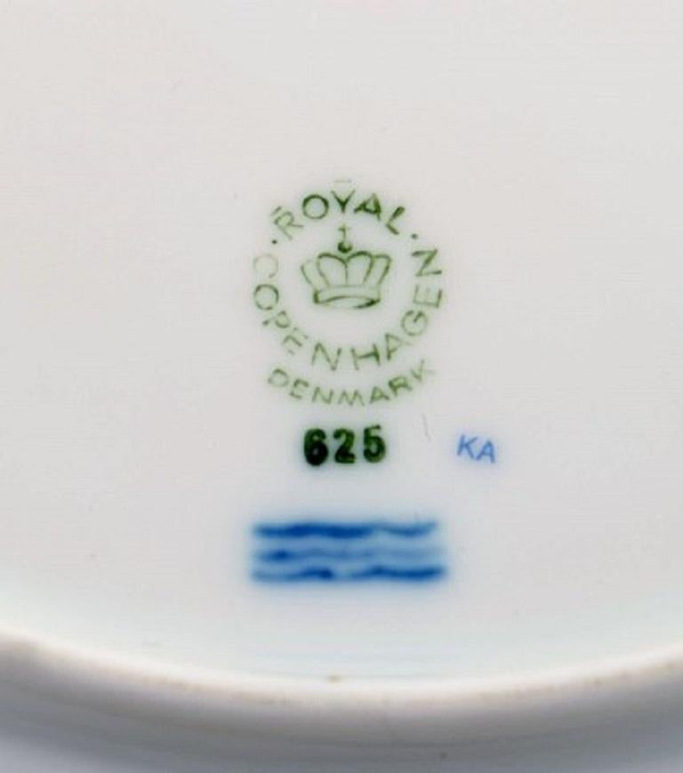 20ième siècle Royal Copenhagen, Assiette plate 