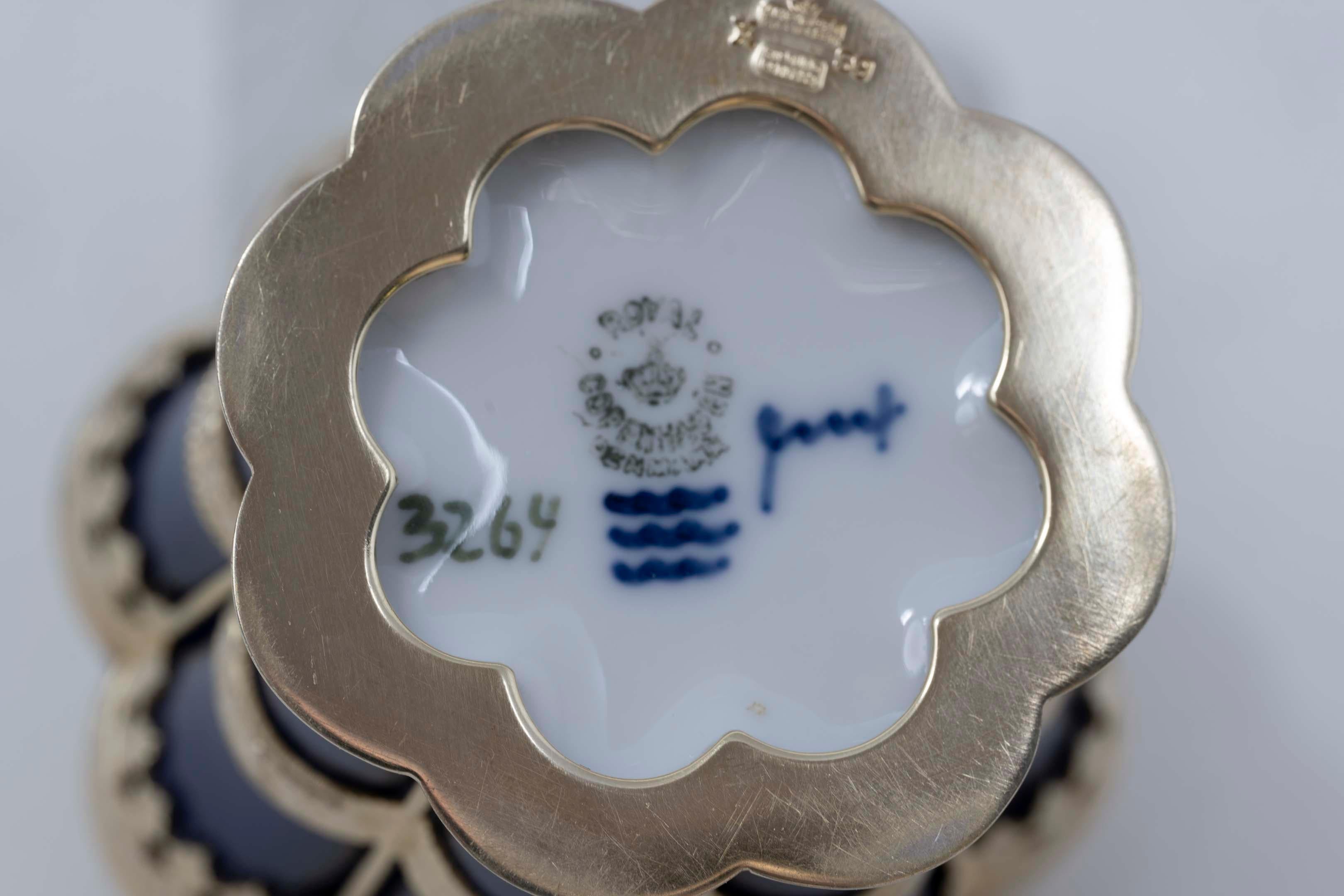 Women's or Men's Royal Copenhagen Margrethe Cup Blue Porcelain & 925 Silver Mounting For Sale