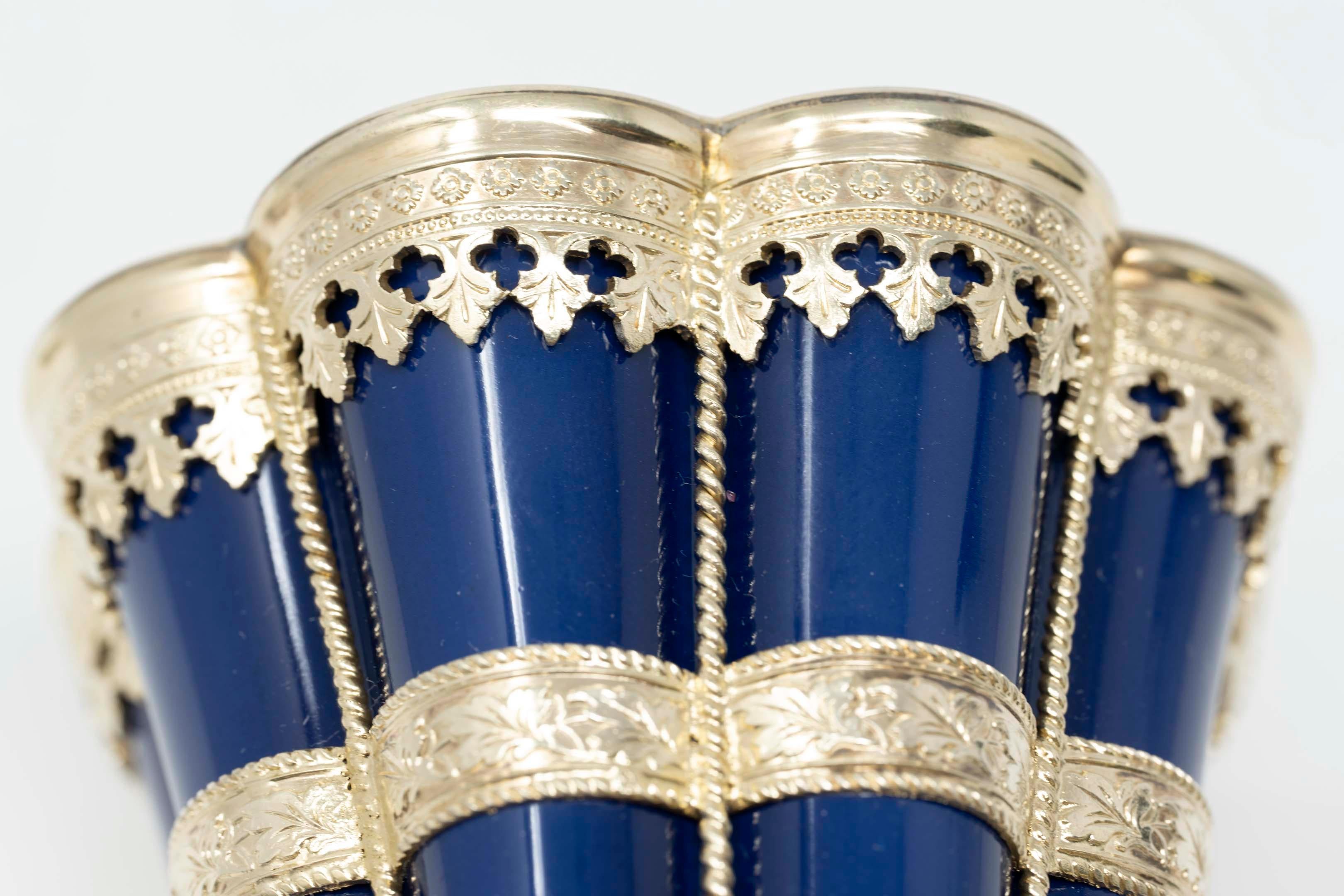Royal Copenhagen Margrethe-Tasse aus blauem Porzellan und 925er Silberfassung im Angebot 5