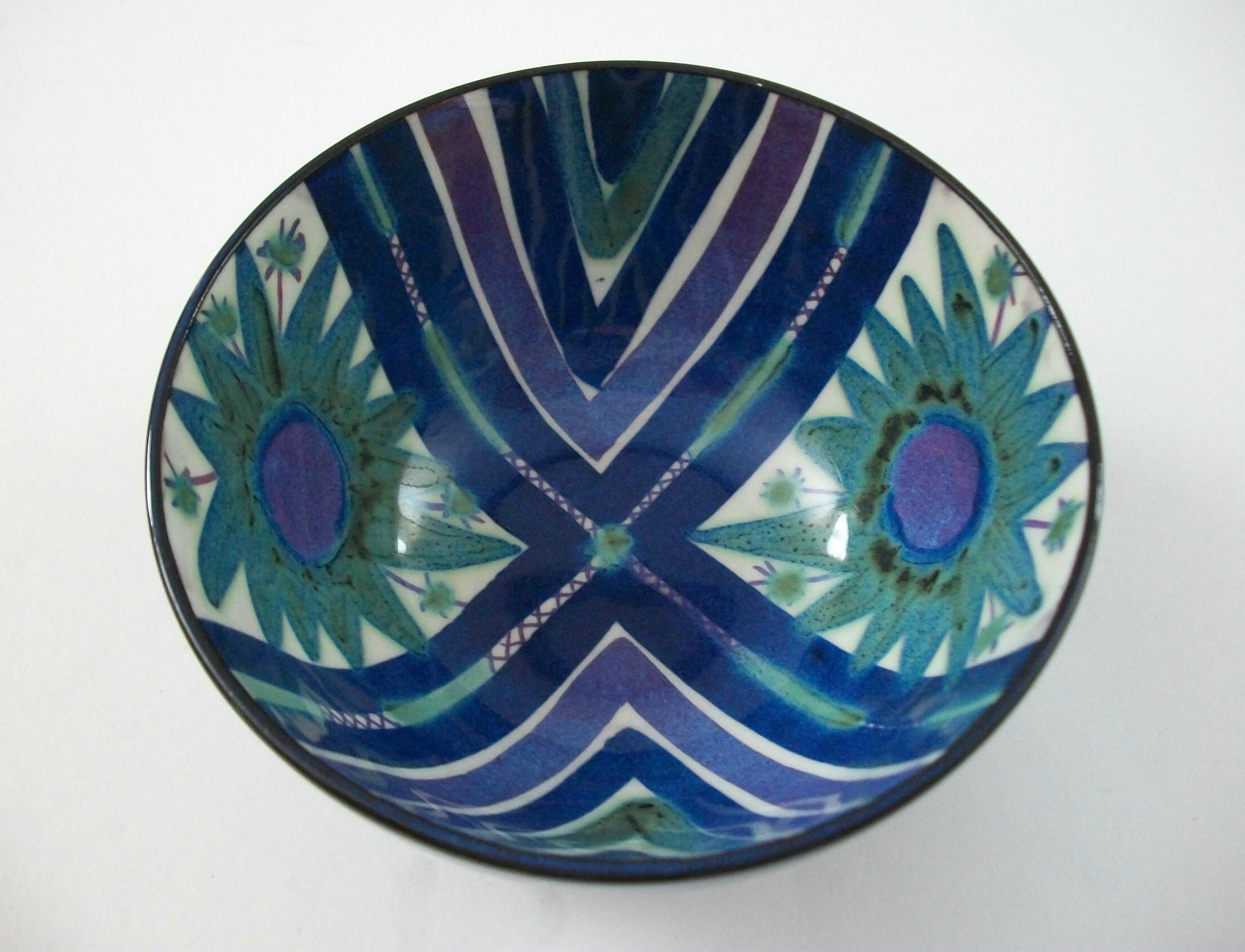 Mid-Century Modern ROYAL COPENHAGEN - Marianne Johnson - Hand Painted Fajance Bowl - Circa 1960's For Sale