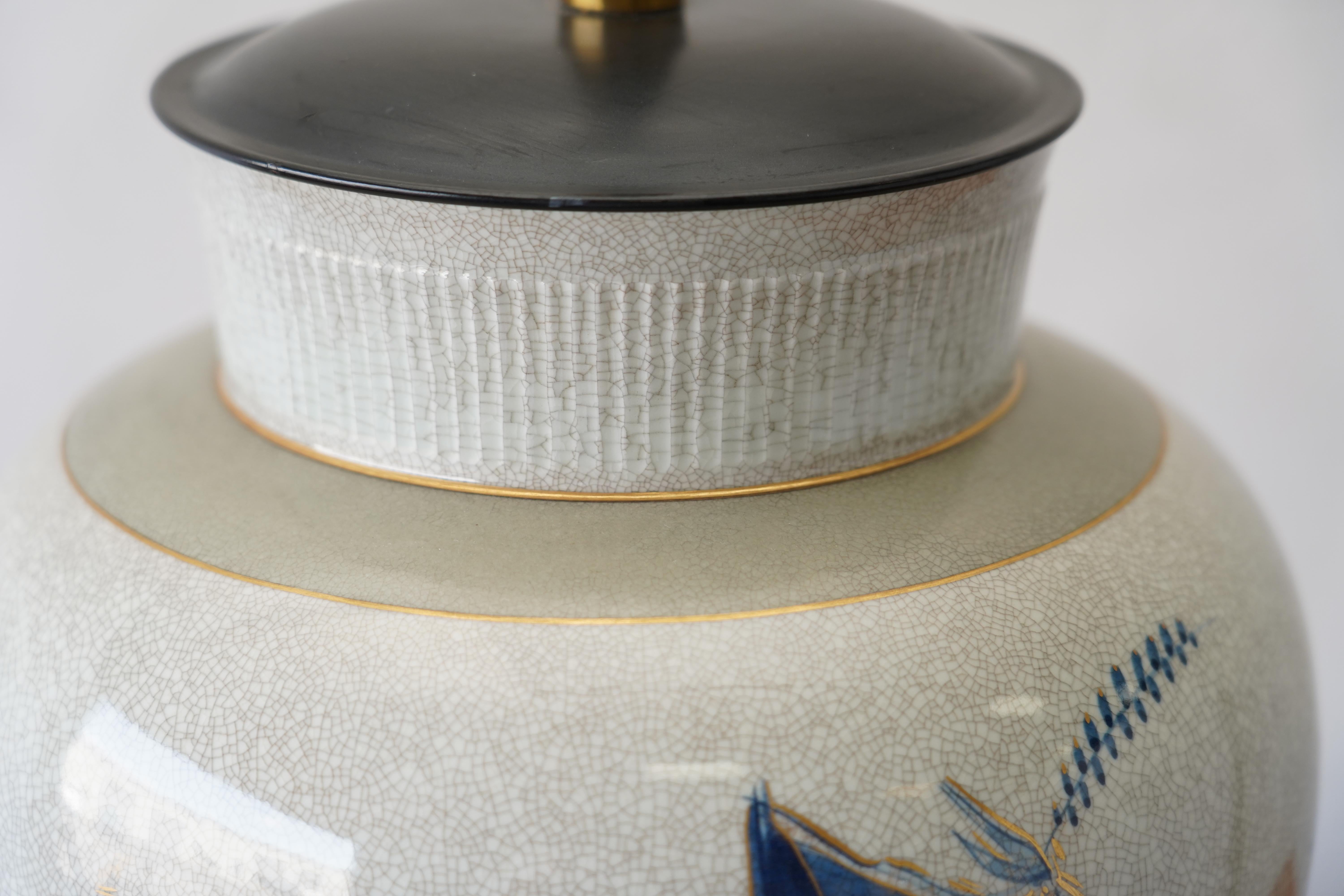 Lámpara de mesa monumental Royal Copenhagen de Thorkild Olsen, pájaros pintados a mano Moderno de mediados de siglo en venta