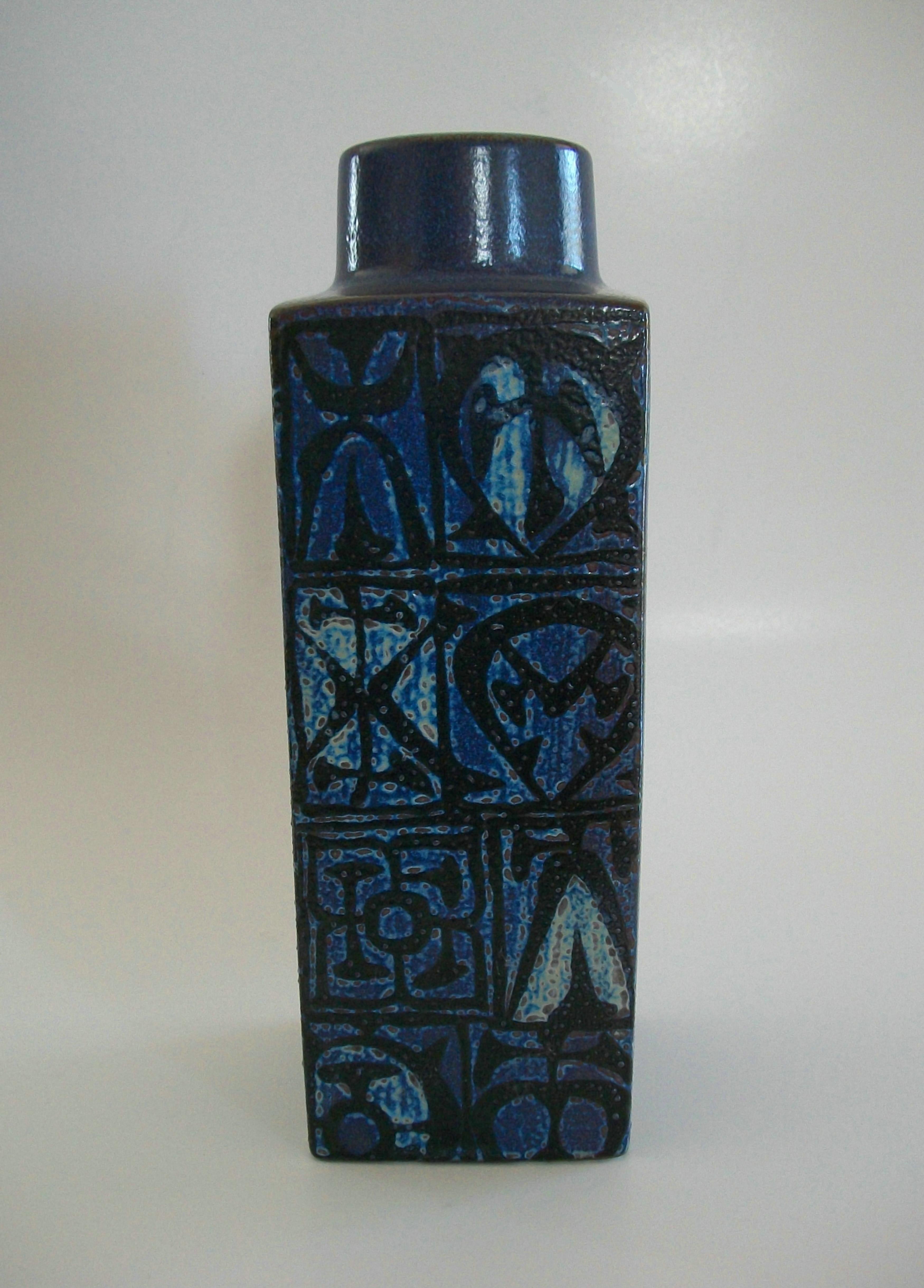 Danish ROYAL COPENHAGEN - Nils Thorsson - Baca Series Fajance Vase - Denmark - C.1970's For Sale
