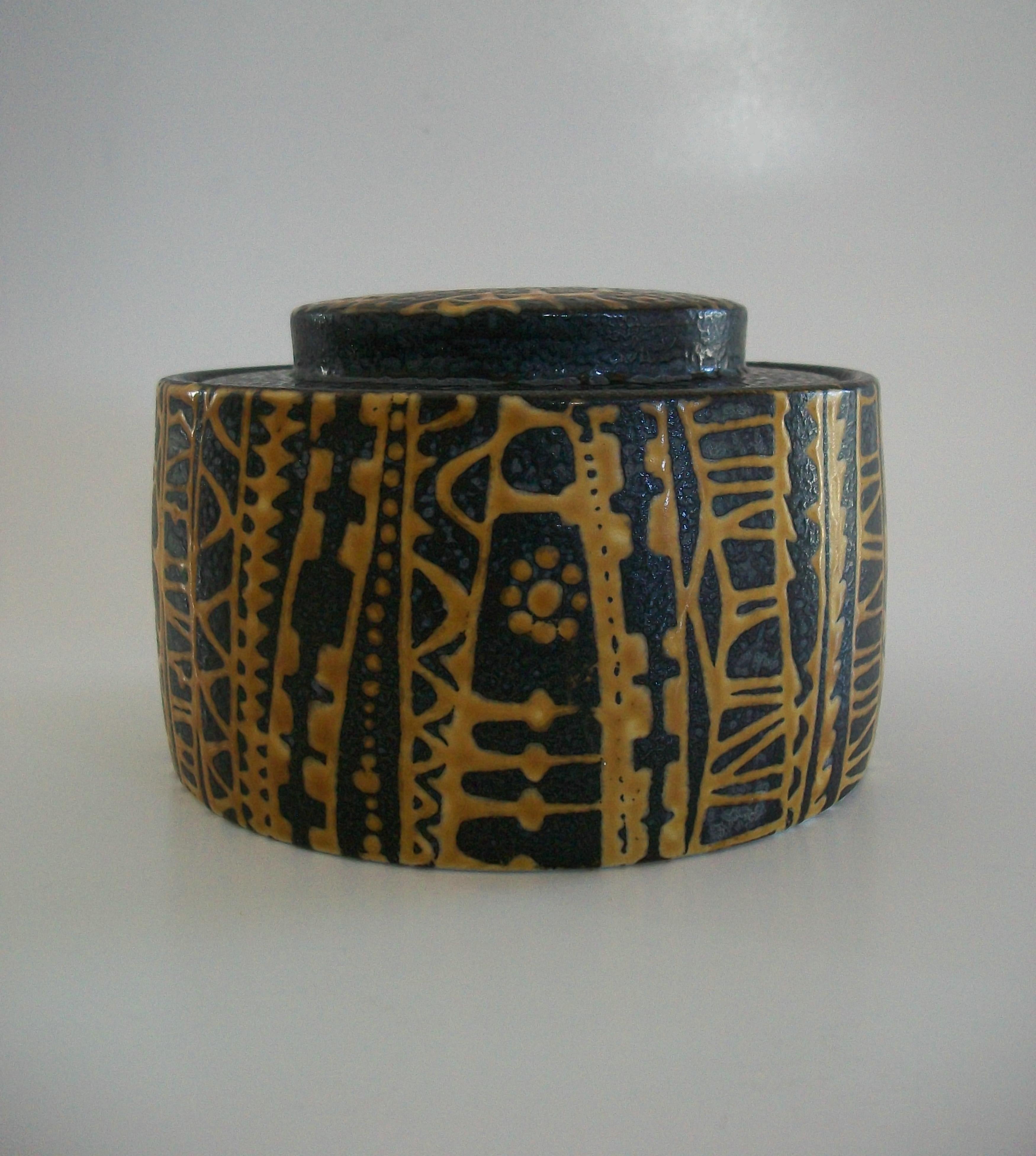 Glazed ROYAL COPENHAGEN - Nils Thorsson - Mid Century Fajance Jar - Denmark - C. 1970's For Sale