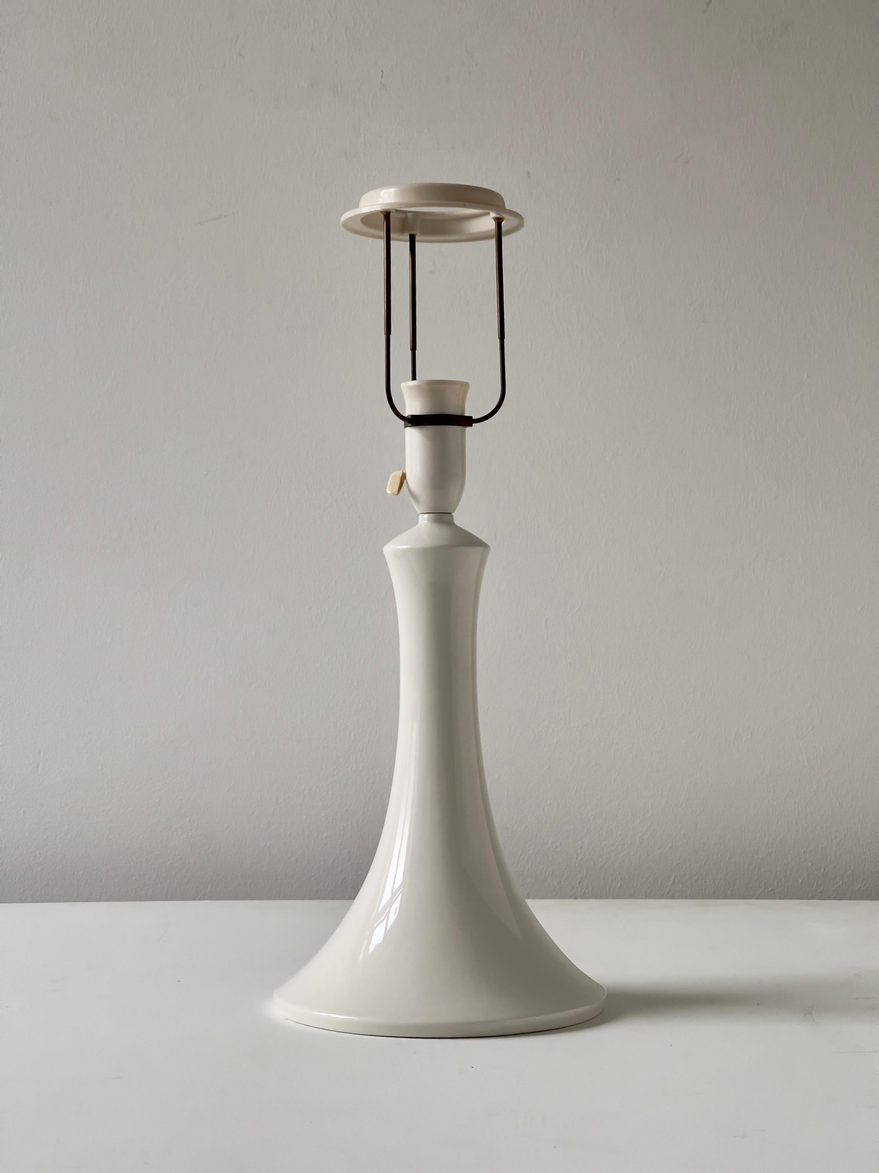 Mid-Century Modern Royal Copenhagen, Original Table Lamp, White Glazed Porcelain, Denmark 1960s For Sale
