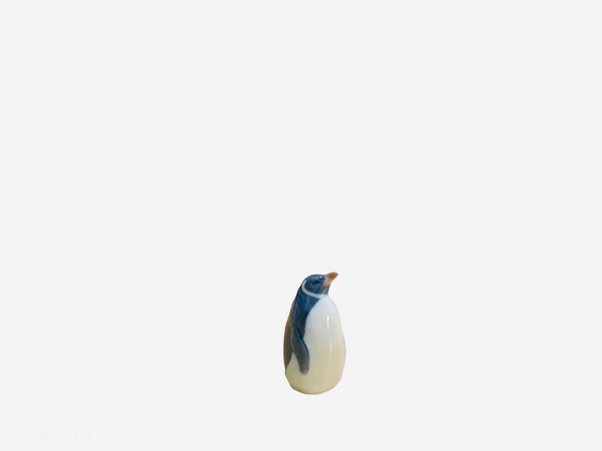 Royal Copenhagen Porcelain Bird Figurine-Penguin In Good Condition In Guaynabo, PR