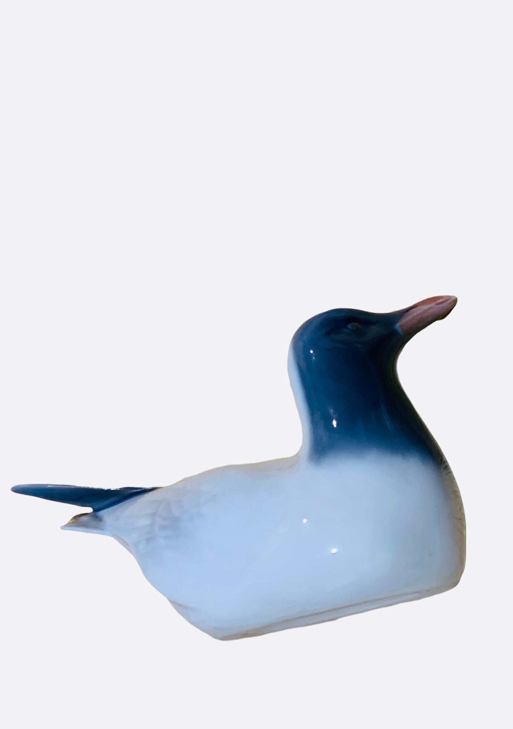 Danois Figurine de mouette-oiseau en porcelaine Royal Copenhagen en vente