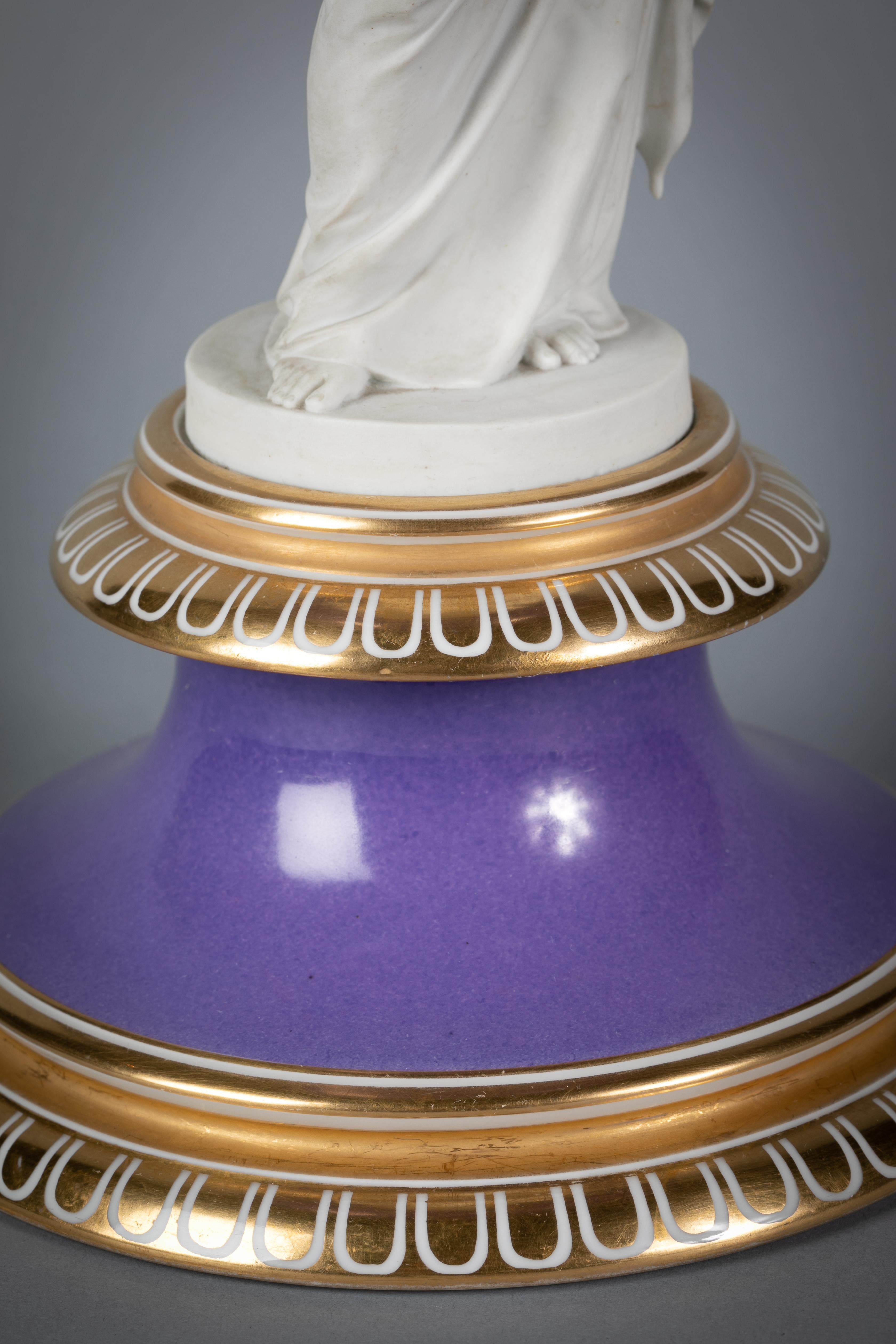 Royal Copenhagen Porcelain Figural Tazza, circa 1820 In Good Condition For Sale In New York, NY