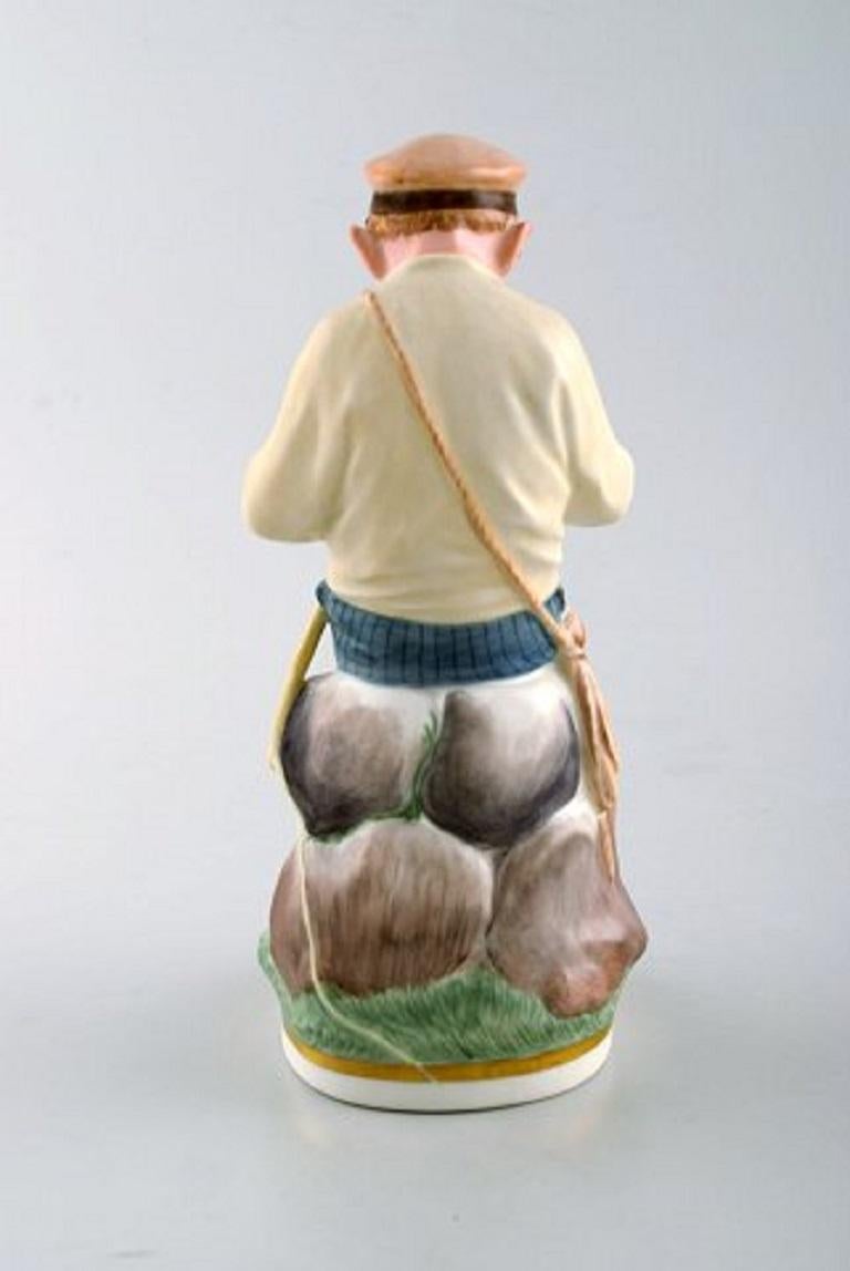 Figurina in porcellana di Royal Copenhagen con smalto di alta qualità, giovane ragazzo in vendita 1