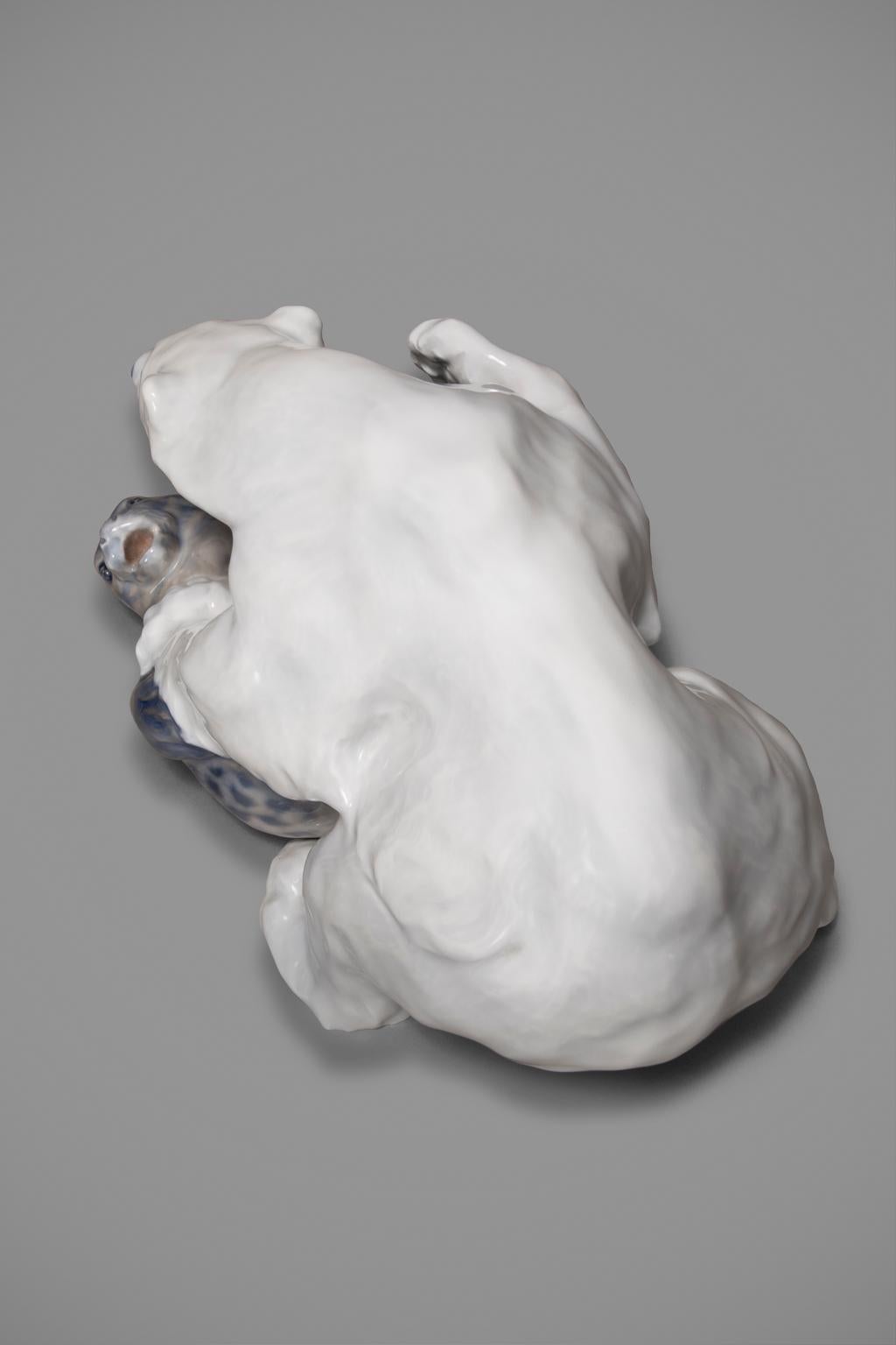 Royal Copenhagen Porcelain Figurine Knud Kyhn Polar Bear & Seal #1108 For Sale 2